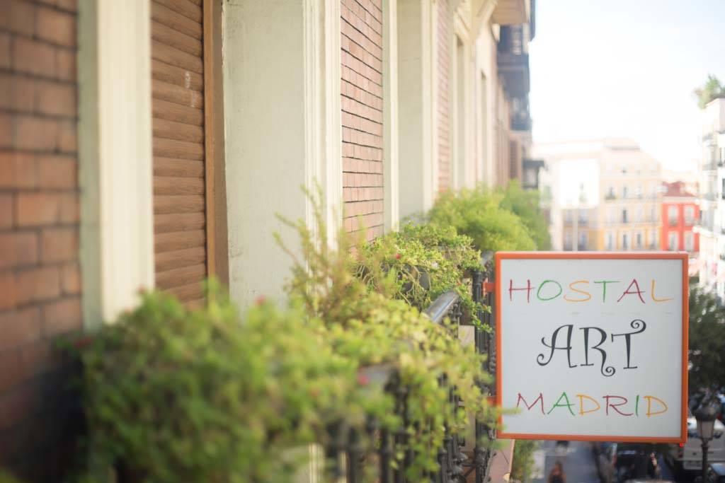 Hostal Art Madrid Exterior photo