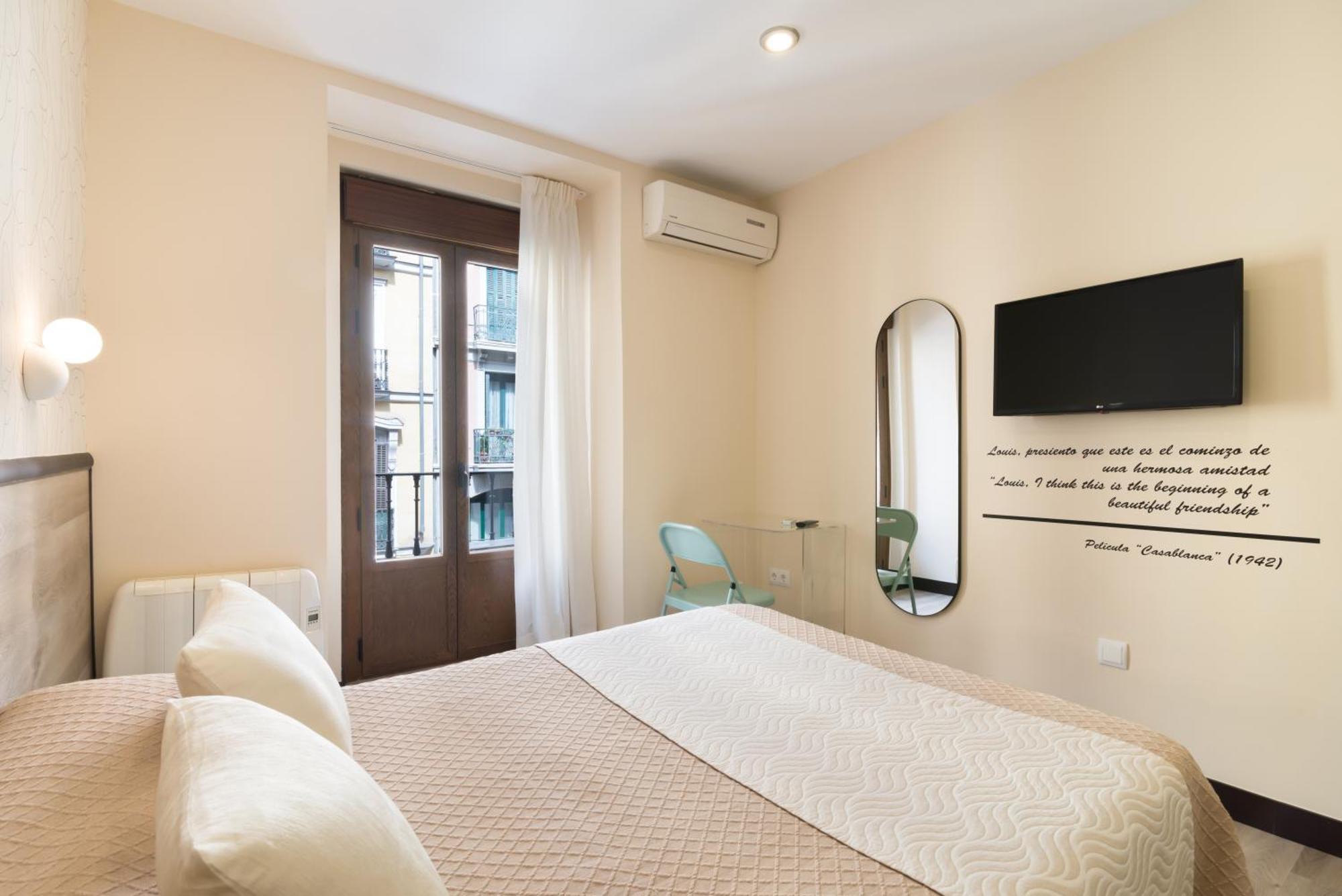 Hostal Art Madrid Exterior photo